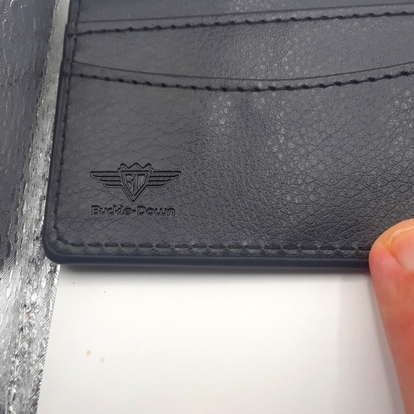 Thor Love and Thunder  Bi Fold Wallet Vegan Leather New Made  USA - Picture 4 of 9